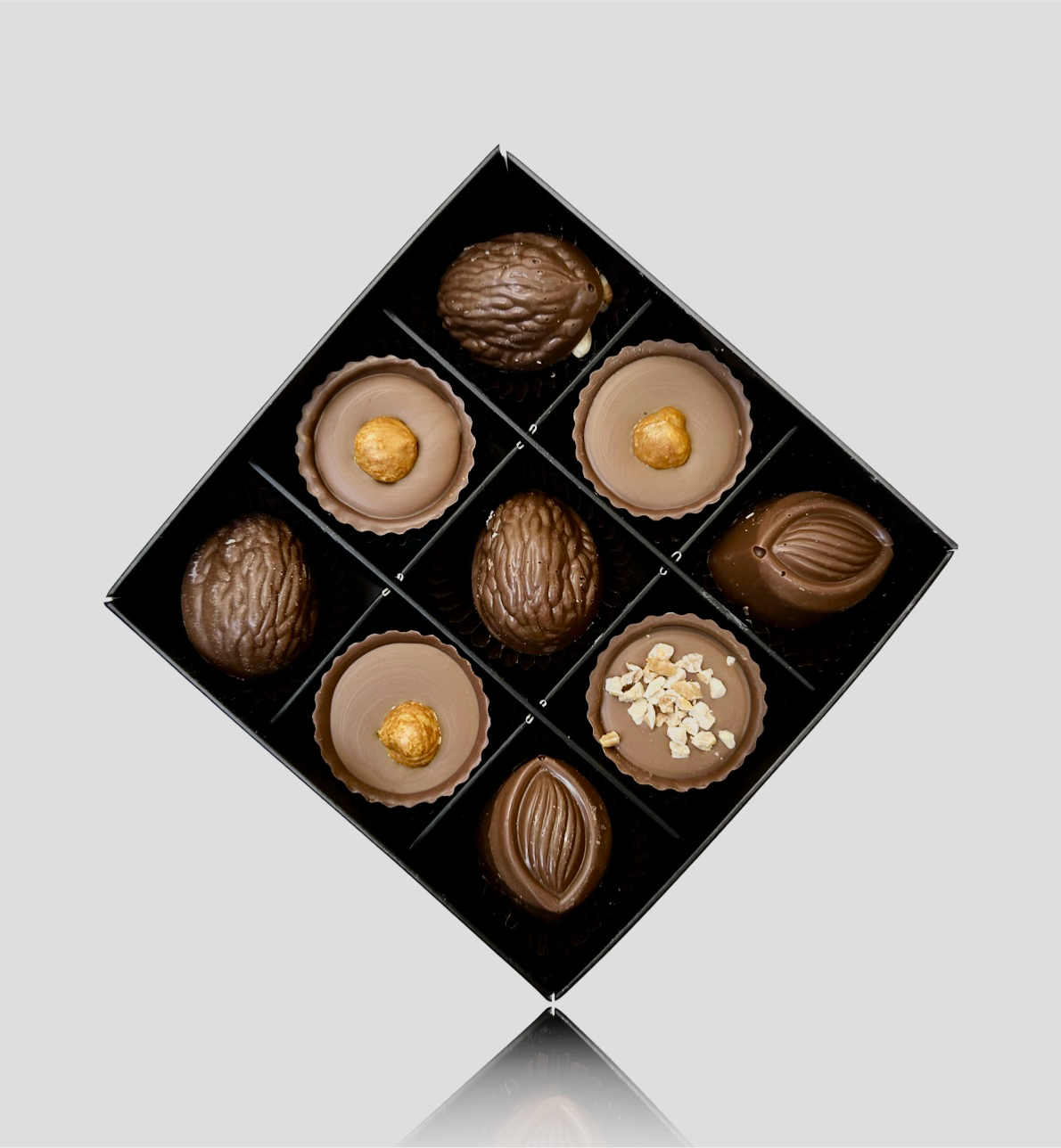 Motley Box nuts & cupcakes 9 τεμ