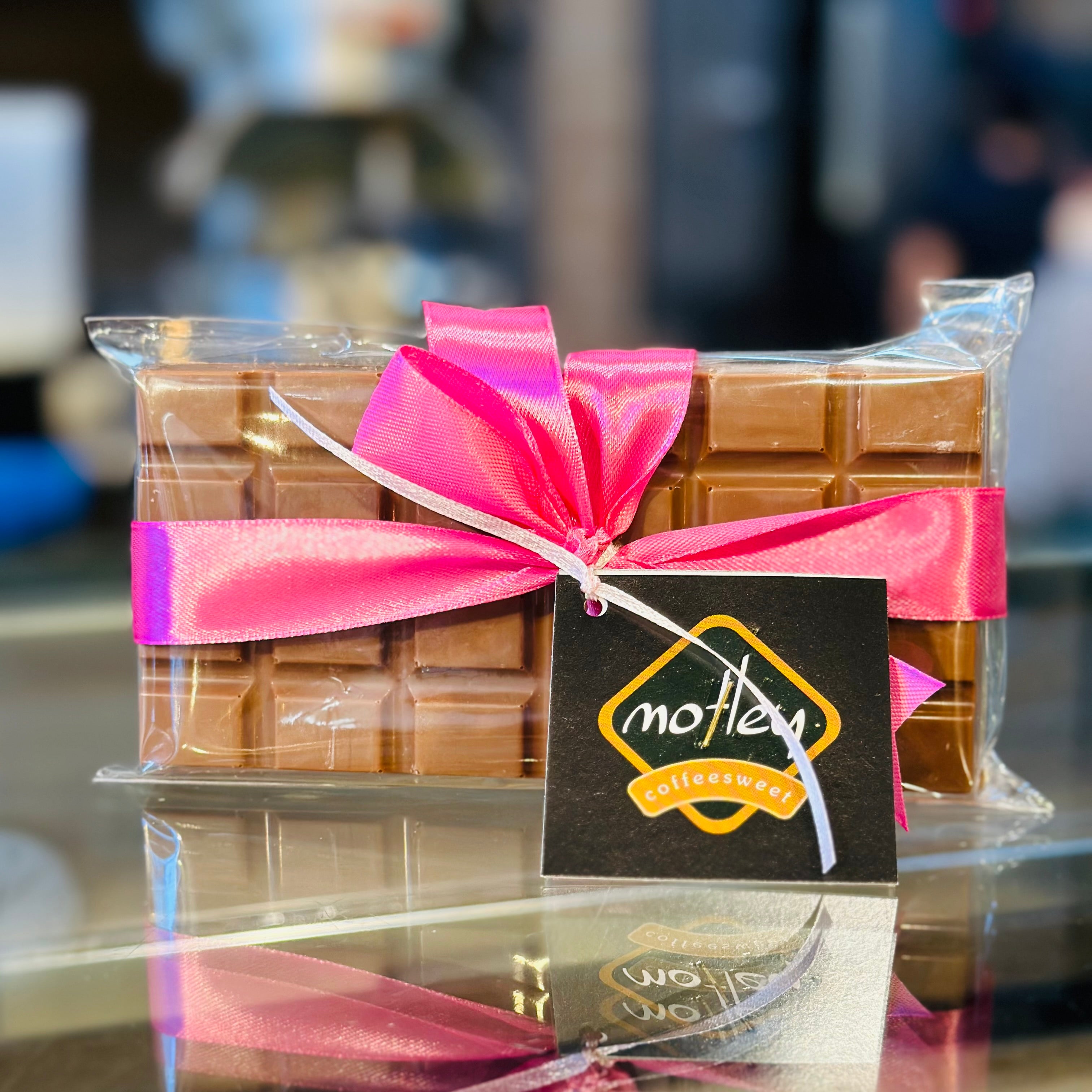 Motley’s σοκολάτα Dubai Nutella κανταΐφι